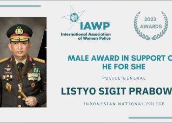 Majukan Wanita, Kapolri Terima IAWP Award