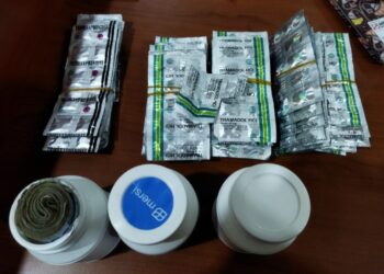 Polisi Sita Ribuan Obat Terlarang di Toko Kosmetik