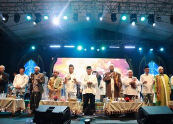 Wakil Ketua DPRD Hadiri Kaltim Bershalawat XI