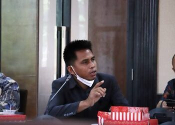 Kegiatan Belajar Mengajar Gunakan Balai Desa, Sutomo Jabir Minta Pemerataan Sarpras Pendidikan di Kaltim