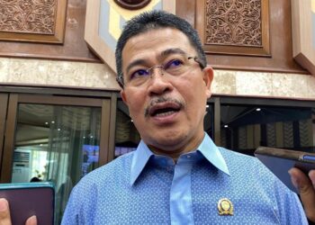 Darlis Pattalongi Komitmen Perjuangkan Sektor Pendidikan