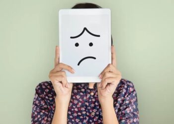 Kenali Arti dan Dampak Negatif FOMO