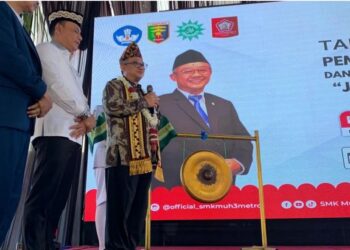 Mendikdasmen Imbau Guru Berhati-hati Dalam Menggunakan Media Sosial