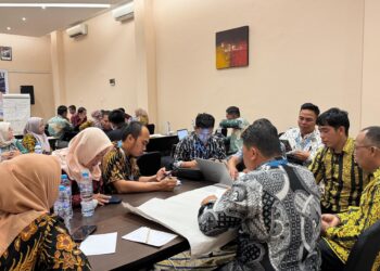 Perangkat Desa dan BPD Long Kali Ikuti Bimtek Penyusunan RAB, Peningkatan Kapasitas, Pengadaan Barang dan Jasa