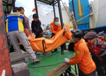 Basarnas Temukan Warga Marangkayu yang Jatuh ke Laut Meninggal Dunia