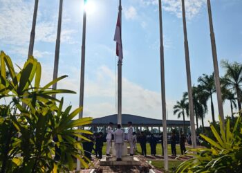 Kukar Kibarkan Bendera Setengah Tiang Dua Hari untuk Hormati Ryamizard Ryacudu