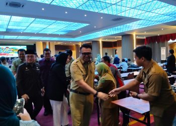 Kondisi Fiskal Daerah Bergejolak, Bupati Kukar Pastikan TPP Guru Tidak Dipangkas