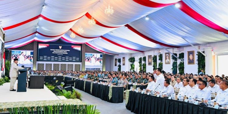 Presiden Tekankan Pentingnya Kekompakan, Integritas, dan Kesiapsiagaan TNI-Polri